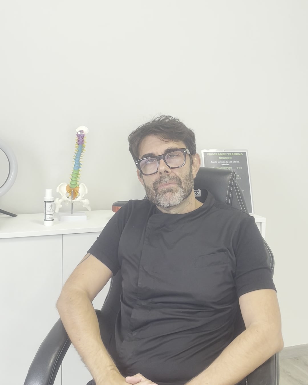 Nicola Ballini nel suo studio di Torbole Casaglia